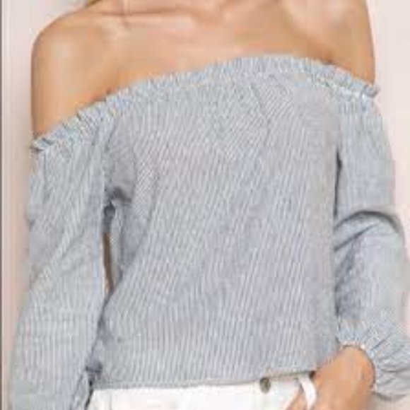 Brandy Melville Off The Shoulder Top - Picture 2 of 8